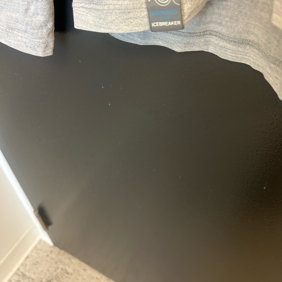 Icebreaker M merino base layer Gray V-Neck Long Sleeve Top - Picture 8 of 11